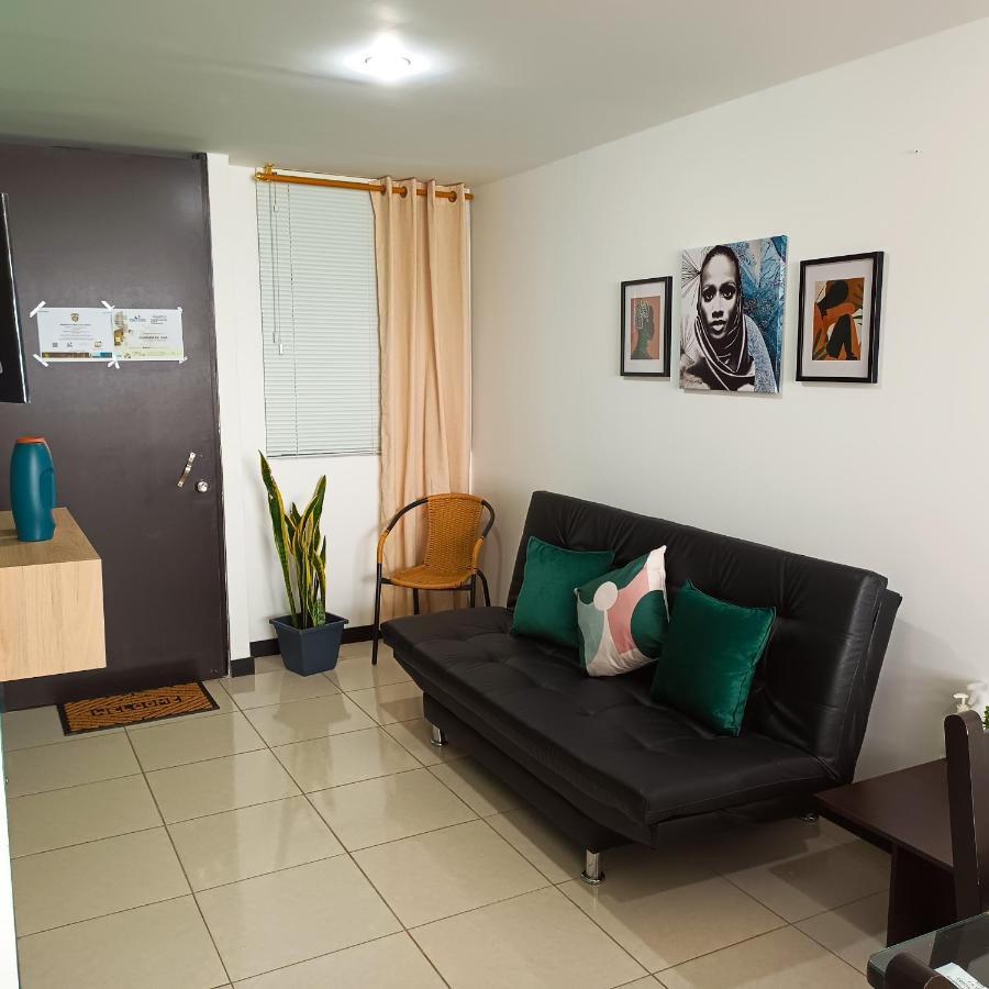 Apartamento Cerca Parque Del Cafe Con Piscina Монтенегро Экстерьер фото