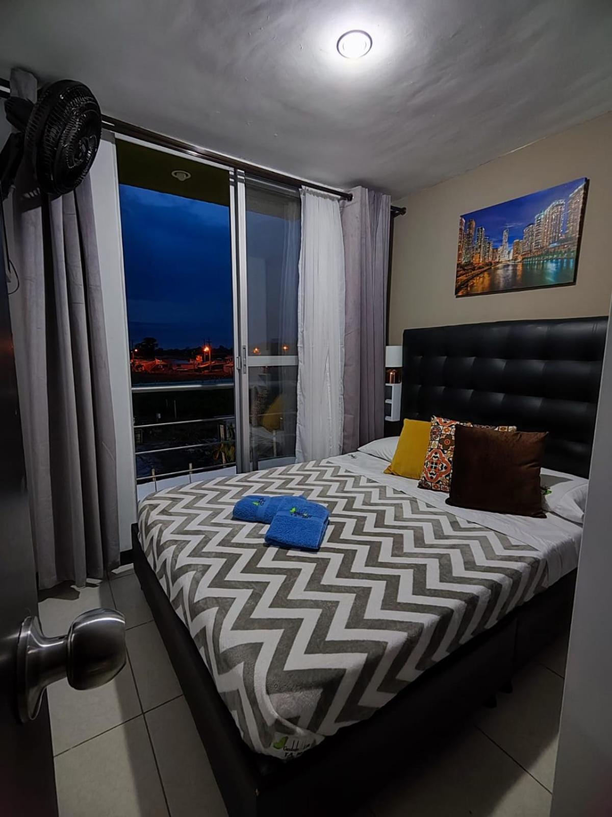 Apartamento Cerca Parque Del Cafe Con Piscina Монтенегро Экстерьер фото
